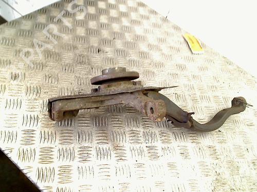 Left front steering knuckle ALFA ROMEO GT (937_) 2.0 JTS (937CXH1A, 937CXH11) | BP11297717M25 