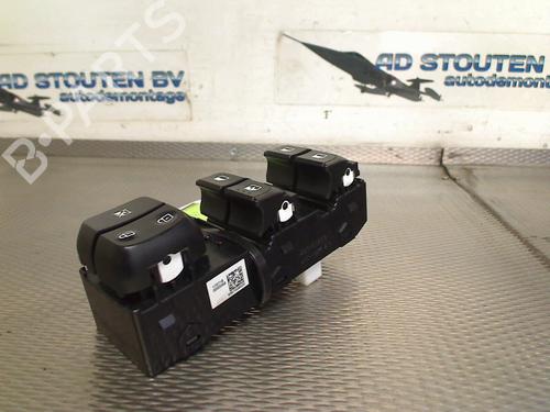 Used Left front window switch KIA PICANTO III (JA) 1.0 (67 hp) 24177551
