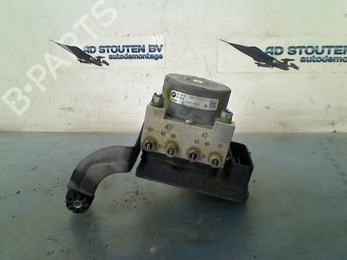 Used ABS pump BMW 2 Convertible (F23) 218 i (136 hp) 19306258