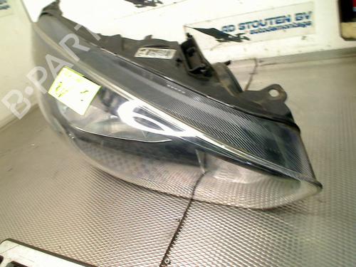 Right headlight FORD FOCUS III Turnier 1.0 EcoBoost | BP29158030C29 
