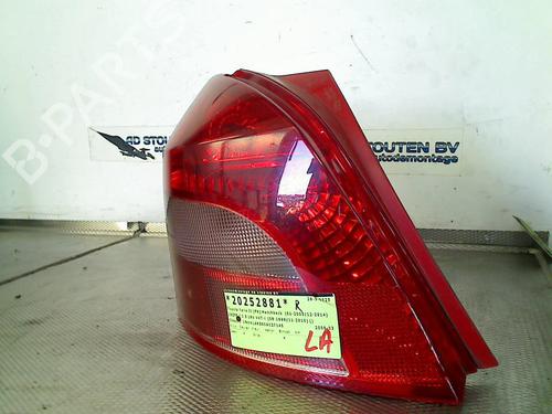Used Left taillight TOYOTA YARIS (_P9_) 1.3 VVT-i (SCP90_, SCP90R) (87 hp) 29566857