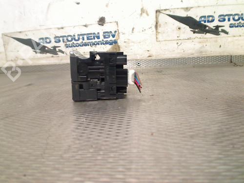 Switch MITSUBISHI ECLIPSE CROSS (GK_, GL_) Plug-in Hybrid 4WD (GL3W) | BP29888982I30