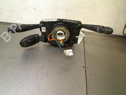 Commodo Essuie Glace / Phare Commodo Essuie Glace / Phare PEUGEOT 208 I (CA_, CC_) 1.6 BlueHDi 100 (100 hp) 34553430 34553430