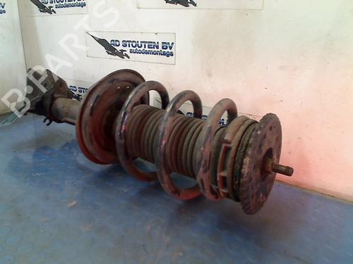 Used Right front shock absorber Right front shock absorber 12589631 12589631