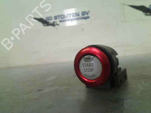 Switch NISSAN JUKE (F15) 1.6 DIG-T NISMO RS 4x4 | BP18233458I30 