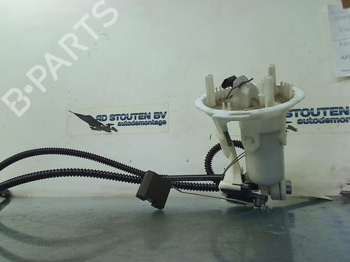 Used Fuel pump MERCEDES-BENZ C-CLASS (W204) C 200 Kompressor (204.041) (184 hp) 17576633