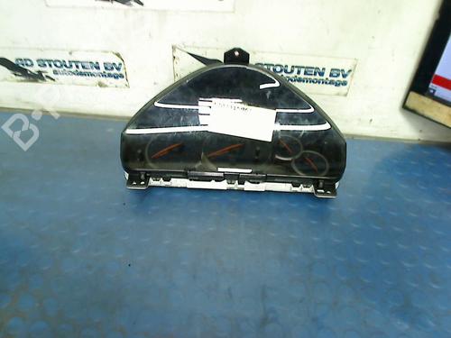 Pantalla multifuncion MITSUBISHI GRANDIS (NA_W) 2.0 DI-D (NA8W) (136 hp) 31287576