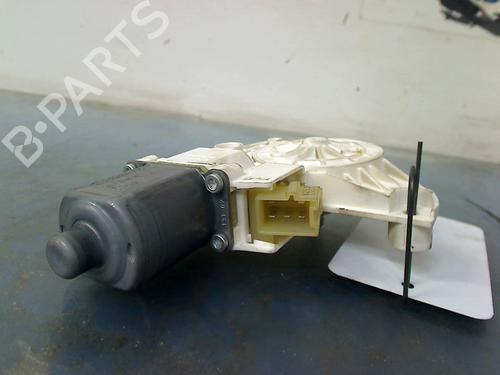 Left rear window motor MERCEDES-BENZ C-CLASS (W204) C 200 Kompressor (204.041) | BP17576629E23 