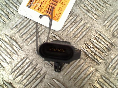 Used Switch VW TOURAN (1T3) 2.0 TDI (140 hp) 11308666