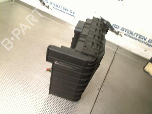 Fuse box VW GOLF VI (5K1) 1.2 TSI | BP28497404E1