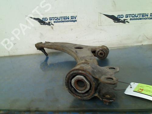 Used Right front suspension arm VOLVO V50 (545) 1.8 (125 hp) 19032747