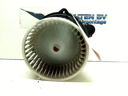 Heater blower motor HYUNDAI i30 Estate (FD) 1.6 | BP11304499M62 