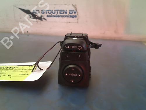 Used Mirror switch KIA SPORTAGE IV (QL, QLE) 1.6 T-GDI AWD (177 hp) 13619373