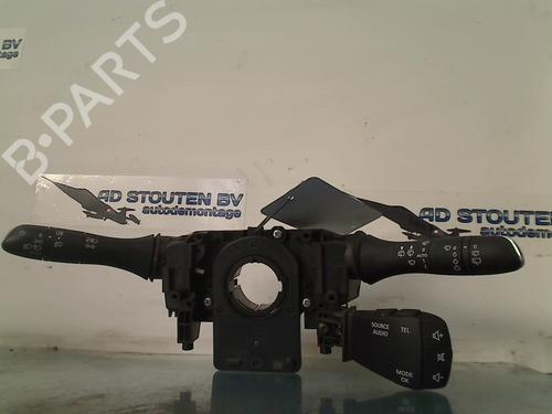 Used Steering column stalk RENAULT MEGANE IV Hatchback (B9A/M/N_) 1.8 Blue dCi 150 (B9A7) (150 hp) 13713680