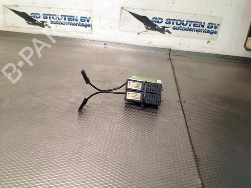 Used Electronic module RENAULT MEGANE IV Grandtour (K9A/M/N_) 1.5 dCi 110 (110 hp) 30001806