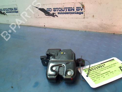 Used Tailgate lock NISSAN MICRA V (K14) 1.0 IG-T (92 hp) 12452937