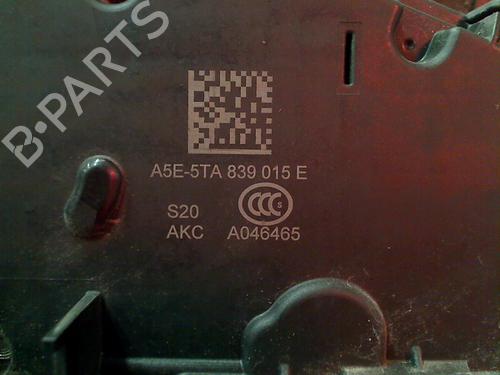 Rear left lock VW POLO VI (AW1, BZ1, AE1) 1.0 TSI | BP12453407C100 