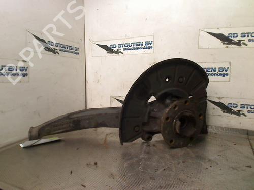 Used Left front steering knuckle PORSCHE CAYENNE (9PA) 3.2 (250 hp) 30936549