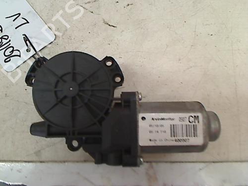Used Left front window motor HYUNDAI SANTA FÉ II (CM) 2.7 V6 GLS 4x4 (189 hp) 11316332