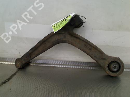 Høyre foran bærearm Høyre foran bærearm FIAT 500 (312_) 1.2 (312AXA1A) (69 hp) 33871943 33871943