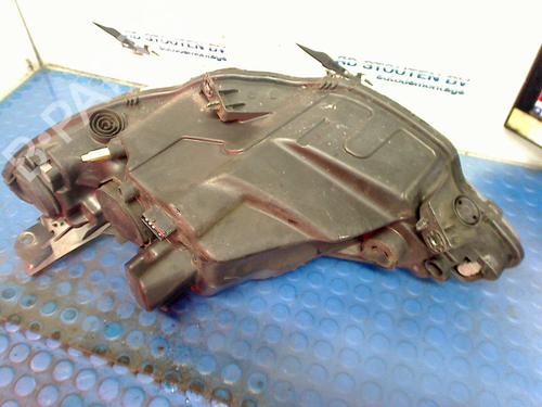 Right headlight PEUGEOT 1007 (KM_) 1.4 HDi | BP31269854C29