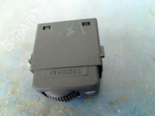 Switch NISSAN JUKE (F15) 1.6 DIG-T NISMO RS 4x4 | BP18233462I30 