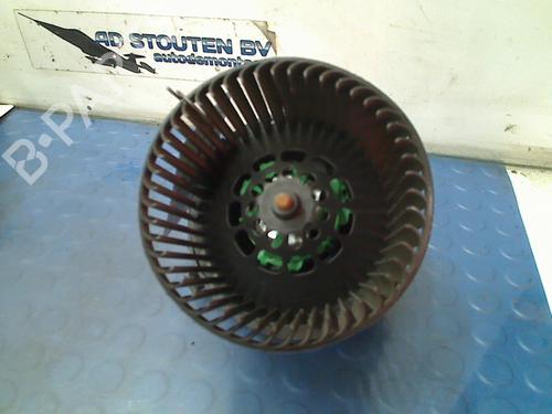 Used Heater blower motor TOYOTA AYGO (_B1_) 1.0 (KGB10_, KGB10R) (68 hp) 11305437