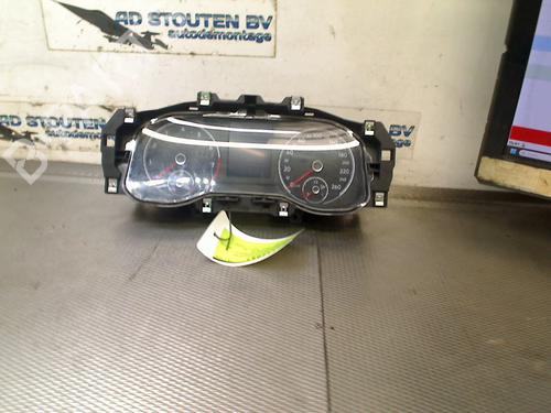 Multifunctionele display VW POLO VI (AW1, BZ1, AE1) 1.0 TSI (95 hp) 31060113