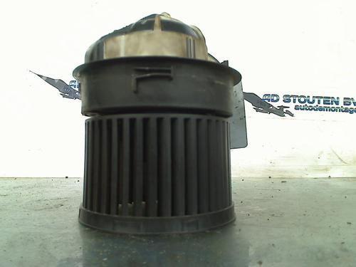 Heater blower motor CITROËN C3 Picasso (SH_) 1.4 VTi 95 (SH8FSC, SH8FP0, SH8FP6) | BP18874159M62