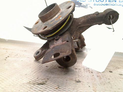Left front steering knuckle PEUGEOT 107 (PM_, PN_) 1.0 | BP29501948M25 