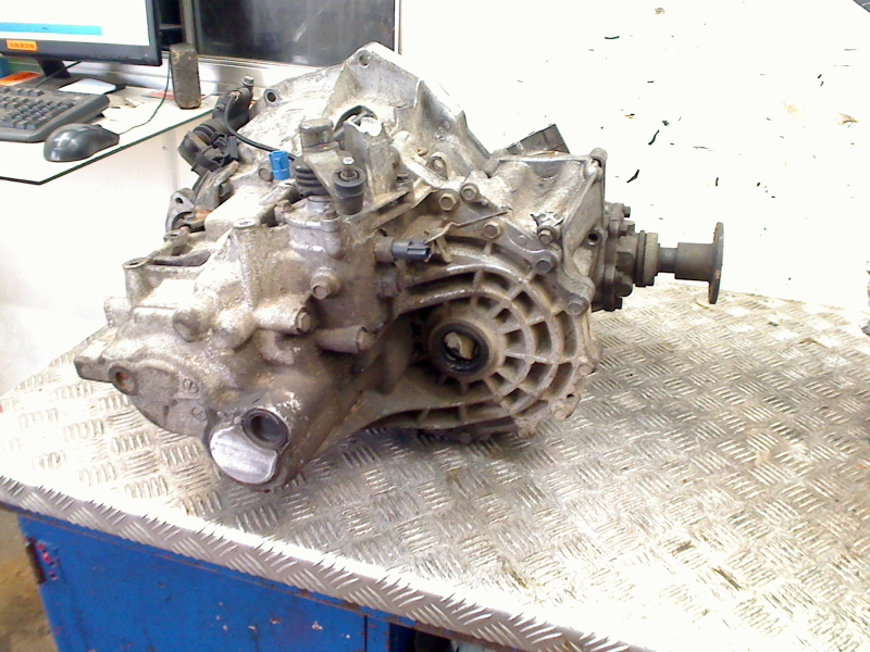 Manual gearbox NISSAN XTRAIL I (T30) 2.2 DCi FWD 11312231 BParts