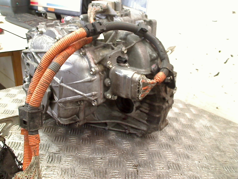 Automatic gearbox TOYOTA AURIS Estate (_E18_) 1.8 Hybrid (ZWE186