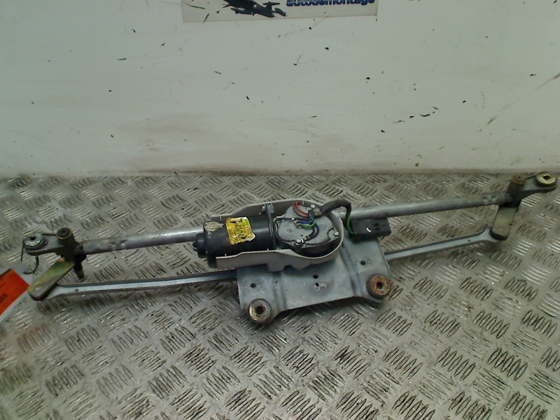 Front wipers mechanism JEEP GRAND CHEROKEE II (WJ, WG) 2.7 CRD 4x4 11301202 BParts