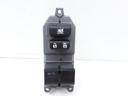Used Switch TOYOTA YARIS (_P13_) 1.0 (KSP130_, KSP130) (69 hp) 10851917