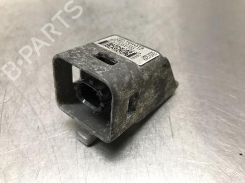 Used Electronic module LEXUS SC Convertible (UZZ40_) 430 (UZZ40_, UZZ40R) (286 hp) 10858881