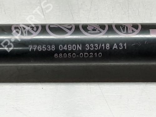 Tailgate lift support TOYOTA YARIS (_P13_) 1.5 Hybrid (NHP130_) | BP13179996C138 
