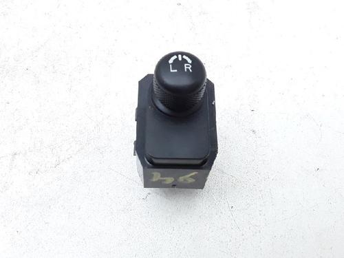 switch-suzuki-baleno-fw-ew-12-a1k412-s25025008-2016-10836462 main image