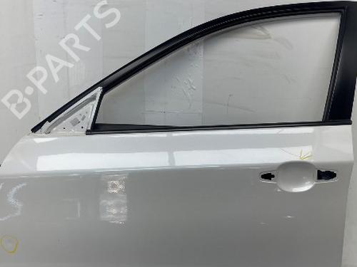 Used Left front door SUBARU IMPREZA Hatchback (GR, GH, G3) 2.0 D AWD (150 hp) 15210281