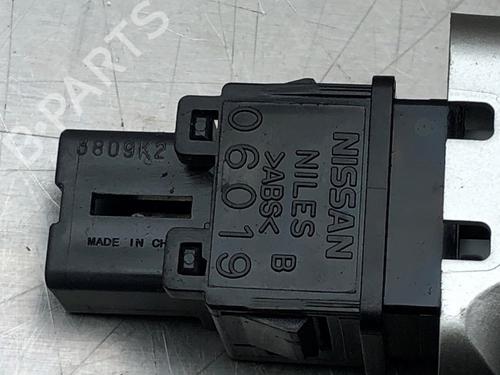 Switch NISSAN NOTE (E12) 1.2 | BP17331464I30 
