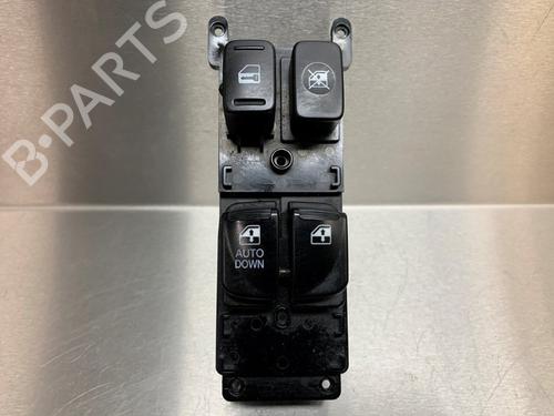 Used Switch HYUNDAI ACCENT III (MC) 1.4 GL (97 hp) 12206528