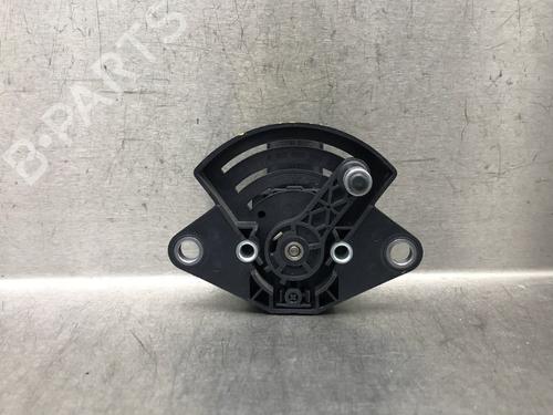 Used Electronic sensor TOYOTA YARIS (_P21_, _PA1_, _PH1_) 1.5 Hybrid (MXPH10, MXPH11) (116 hp) 33181397