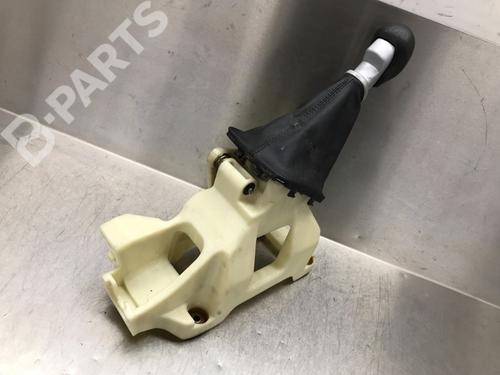 Used Manual gearbox selector Manual gearbox selector KIA VENGA (YN) 1.6 CVVT (125 hp) 10859529 10859529