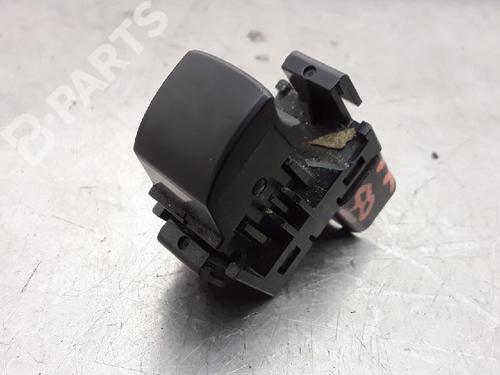 Used Switch Switch MITSUBISHI MIRAGE / SPACE STAR VI Hatchback (A0_A) 1.2 (A03A) (80 hp) 10830379 10830379