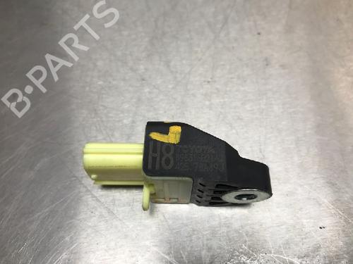 Used Electronic module Electronic module TOYOTA YARIS (_P13_) 1.5 Hybrid (NHP130_) (101 hp) 10847736 10847736
