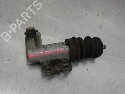 Used Clutch slave cylinder MITSUBISHI L200 / TRITON (KA_T, KB_T) 2.5 DI-D 4WD (KB4T) (136 hp) 13169712