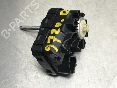 Used Headlight adjuster motor LEXUS CT (ZWA10_) 200h (ZWA10_, ZWA10R) (136 hp) 13179410