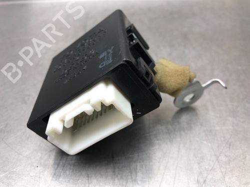 Used Control unit Control unit TOYOTA CAMRY Saloon (_V3_) 2.4 (ACV30, ACV36) (152 hp) 13239525 13239525