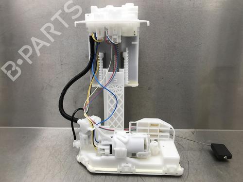 Used Fuel pump TOYOTA YARIS (_P21_, _PA1_, _PH1_) 1.5 Hybrid (MXPH11) (92 hp) 11819895