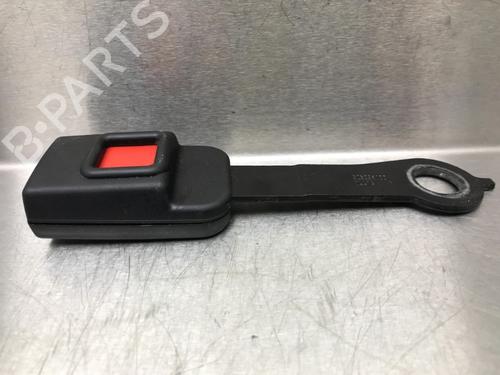 Used Seat buckle TOYOTA VERSO (_R2_) 1.6 D4-D (WAR20_) (112 hp) 13185800