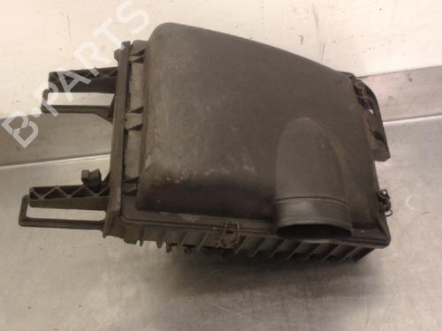 Used Air filter box NISSAN INTERSTAR Van (X70) dCI 90 (90 hp) 10827649